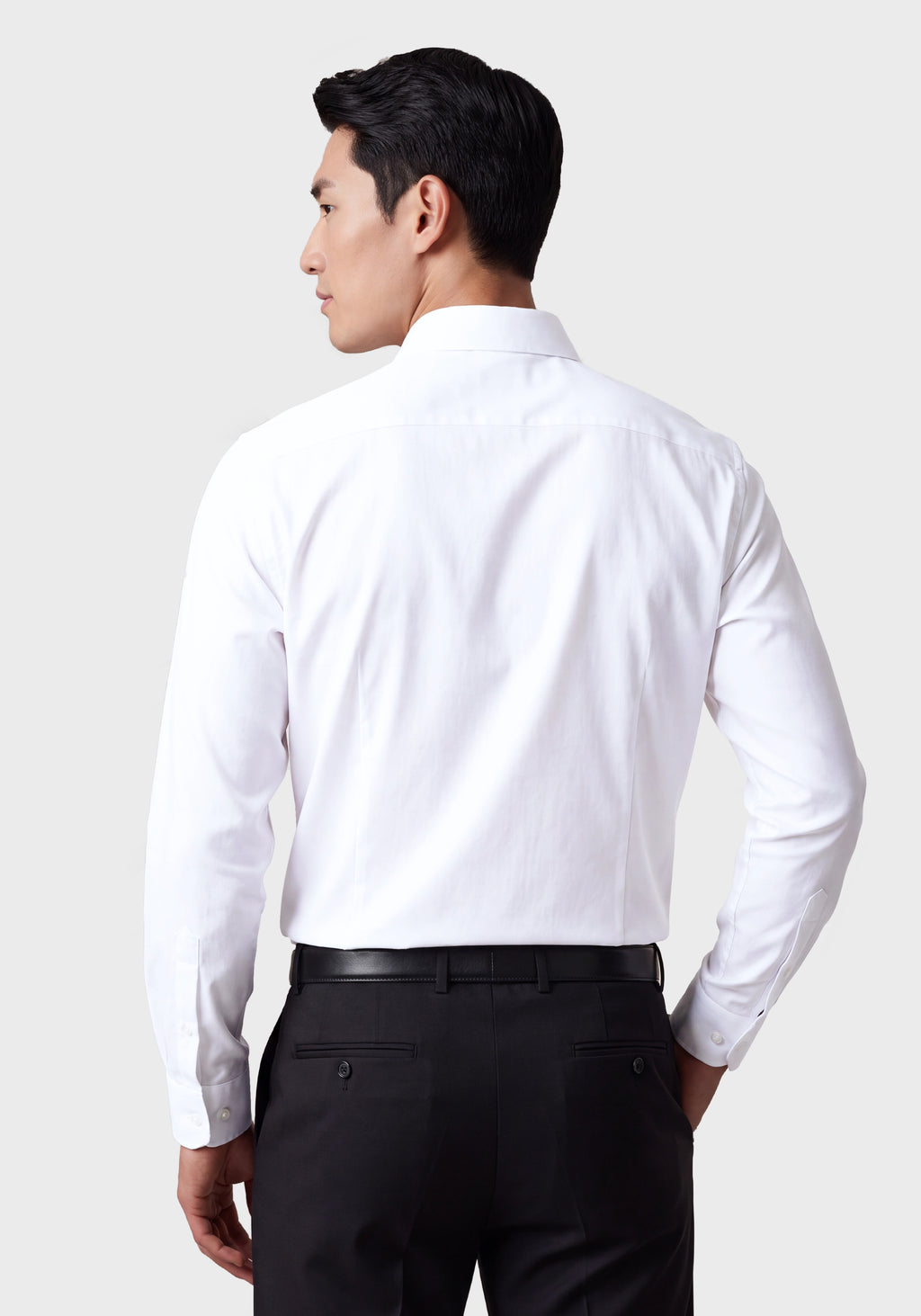 Performance-Stretch Slim-Fit Shirt in Poplin*
